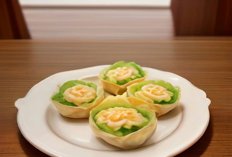 Chicken Lettuce Cups (生菜包鸡) — Chinese recipe